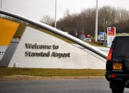 Stansted Airport Transfers Service in Heathrow - Heathrow Airport Cheap Minicabs