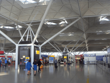 Stansted Airport Transfers in Heathrow